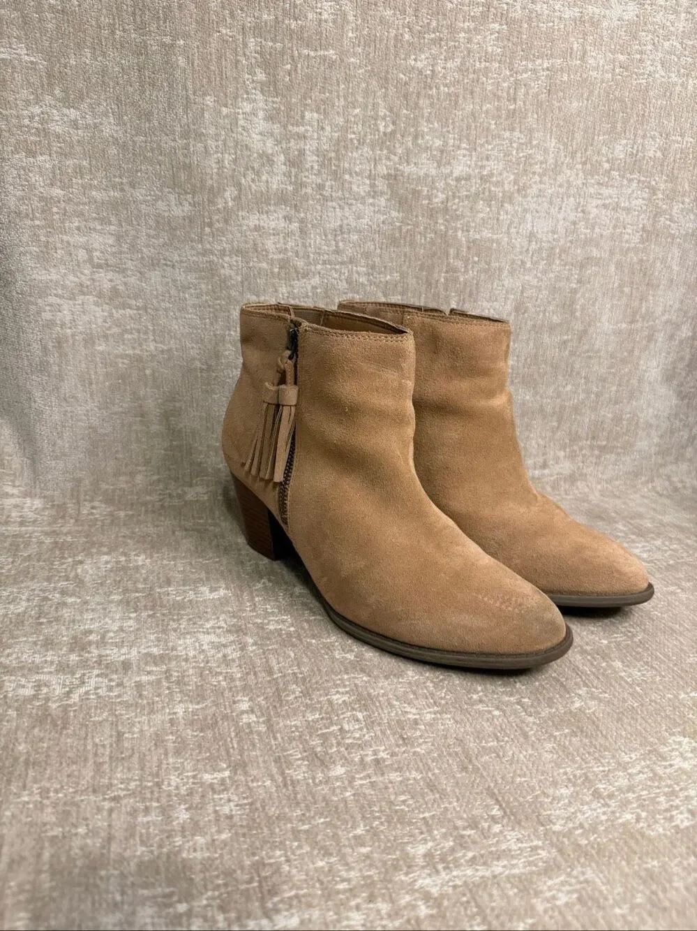 Vionic Womens Madeline Suede Zip Tassel Weather-Resistant Ankle Boots Tan Size 9